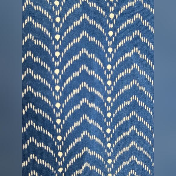 ROCK FLOWER PAPER Blue and White Patterned Womens Top 3 Quarter Length Sleeves - Picture 8 of 8